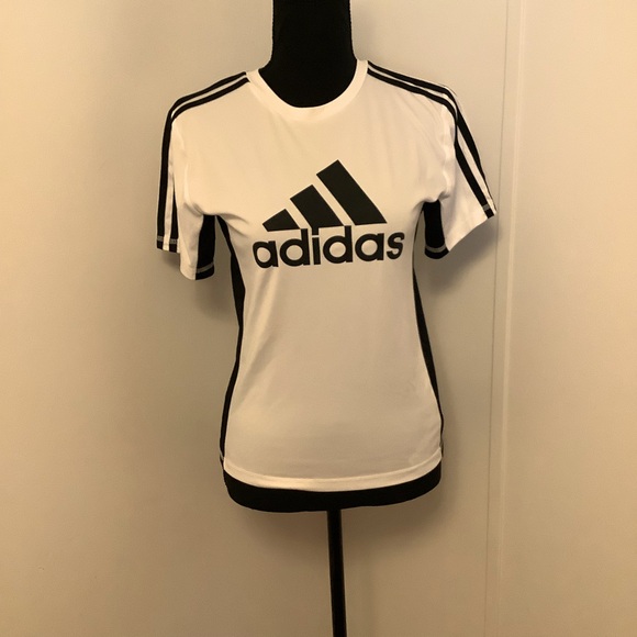 Adidas t-shirt - Picture 1 of 3